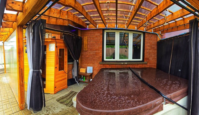 70%OFF Luxurious hotTub,Sauna,2000 ft² of Private!