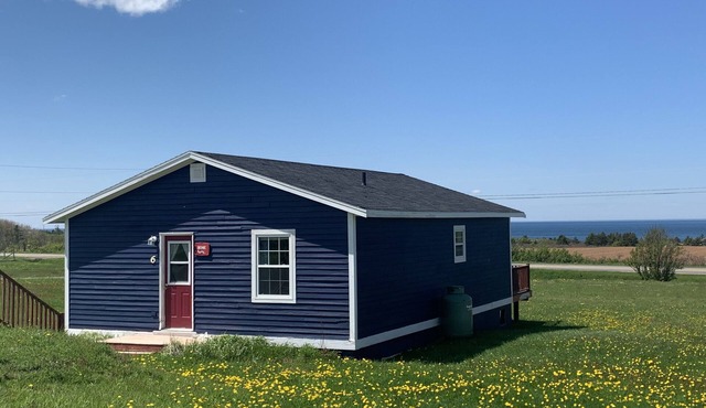 8 Ocean view cottages center of PEI. 2 bedrooms with 1 king and 2 doubles.