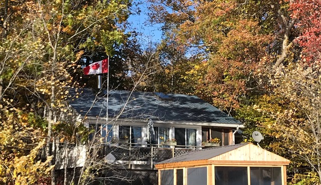 A Stoney Lake Beauty. Sunshine & Beautiful Views Offered Here
