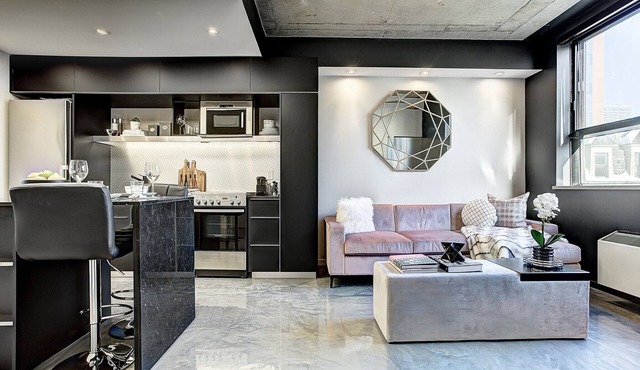 Airy Apartment with All Amenities
