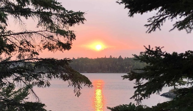 Amazing Private Lakefront Cabin on Lake of the Woods Boat Access