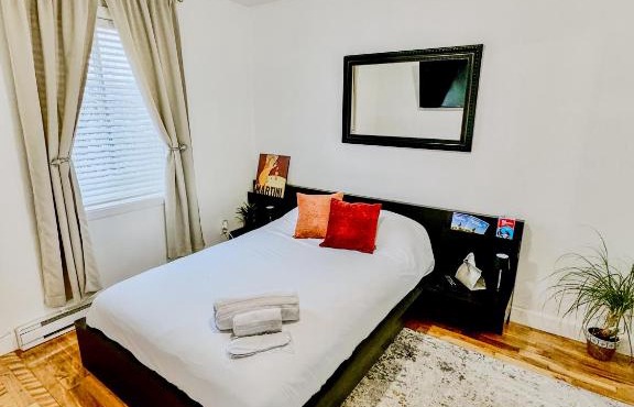 Barel Residence Homestay - Free Parking - 15min MTL