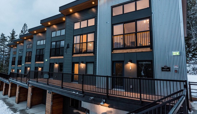 Basecamp Resorts Revelstoke I Three Bedroom Plus Bunk Suite