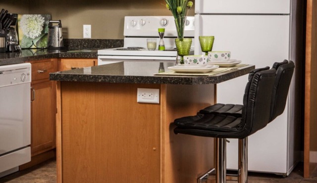 Beautiful 2 Bedroom Suite - Excellent East Regina Location - Unit 16 STA22-00228