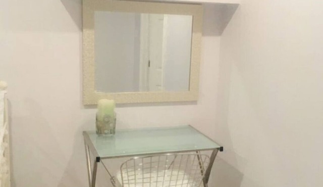 Beautiful cottage on Trout lake in North Bay.