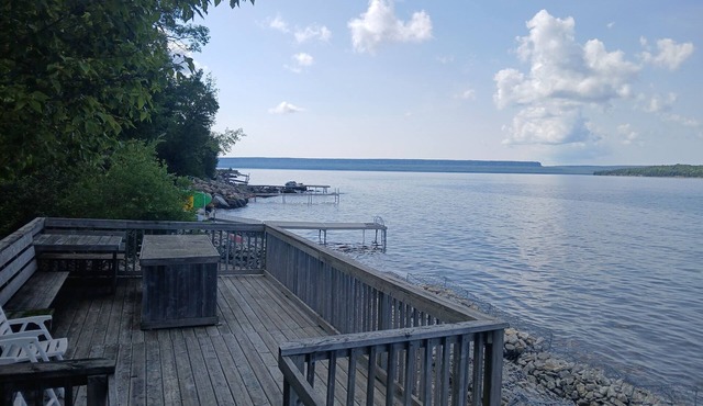 Beautiful Georgian Bay Waterfront: Amazing Escarpment & Island Views/EV Charger