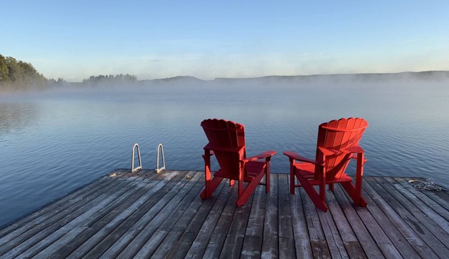 Beautiful Lakefront Cottage, Fairy Lake, Muskoka, ON