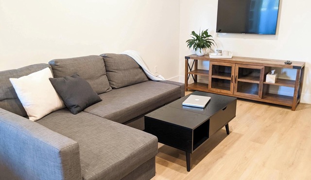 Beautiful New 1-Bedroom Ranch Park Retreat