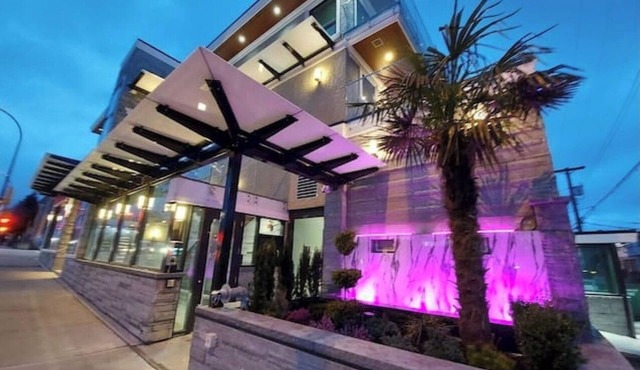 Beautiful New Luxury 3 Bedroom Townhouse