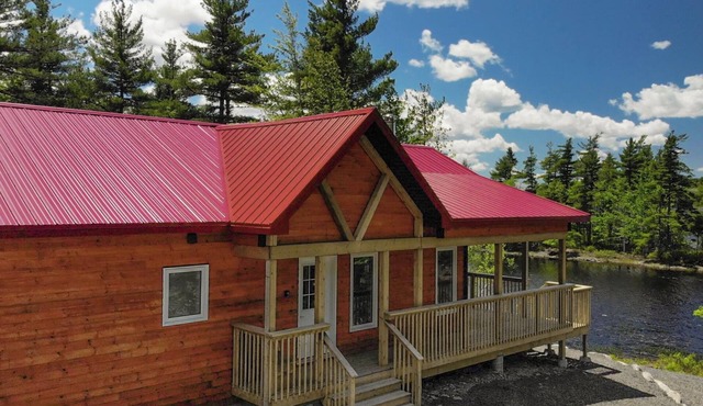 Beautyful Chalet with lakefront incl. access to private islands