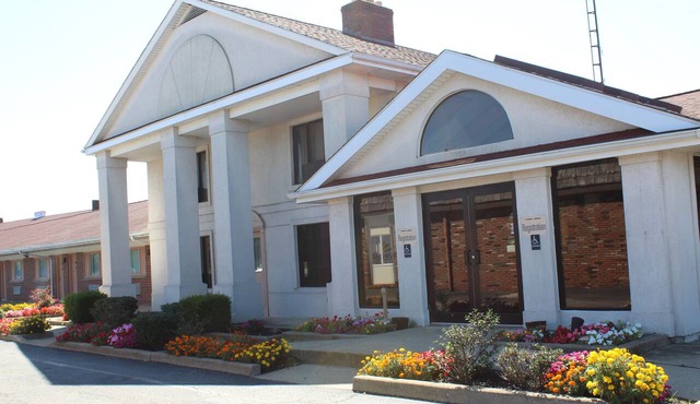 Bellevue Hotel & Suites