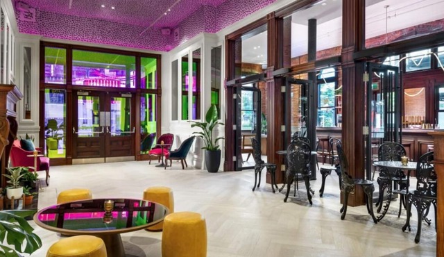 Best Place to Stay in Toronto! On-Site Restaurant, Pet-Friendly