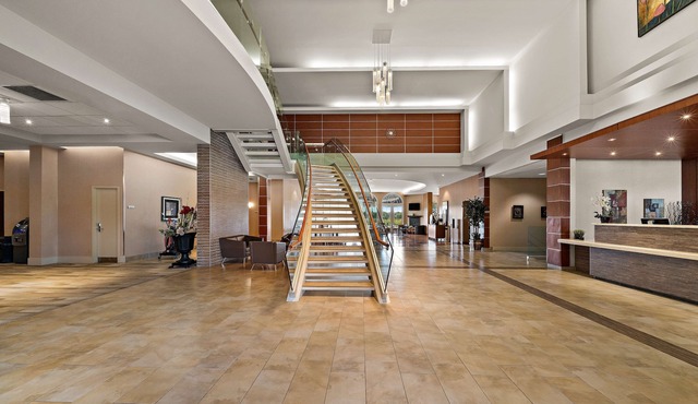 Best Western Plus Orangeville Inn & Suites