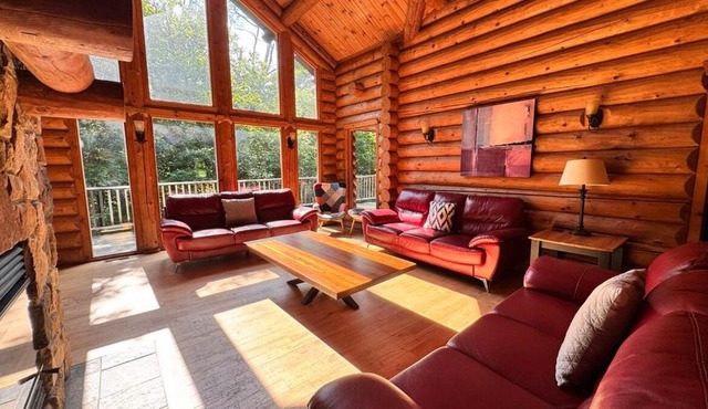 Blueberry Lake Resort - 7 Bedrooms -18 guests Lake Pool Spa Tennis Volleyball
