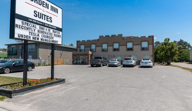 Borden Inn and Suites