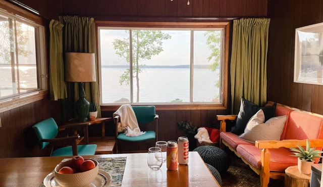 Bowerbird Beach Camp Cabin #1