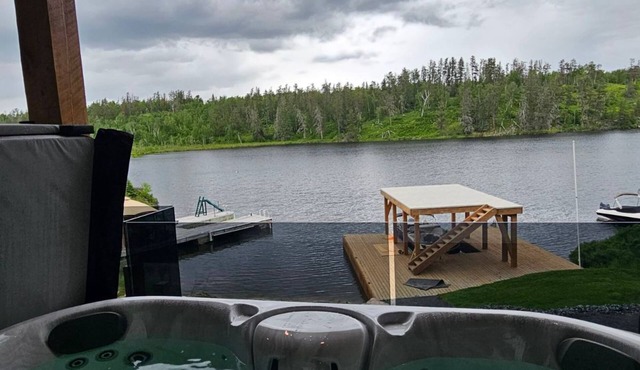 Brand New Cottage at West Hawk