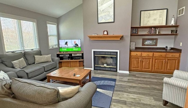 Break at The Lake with loft-3 Bedrooms/3 Bathrooms