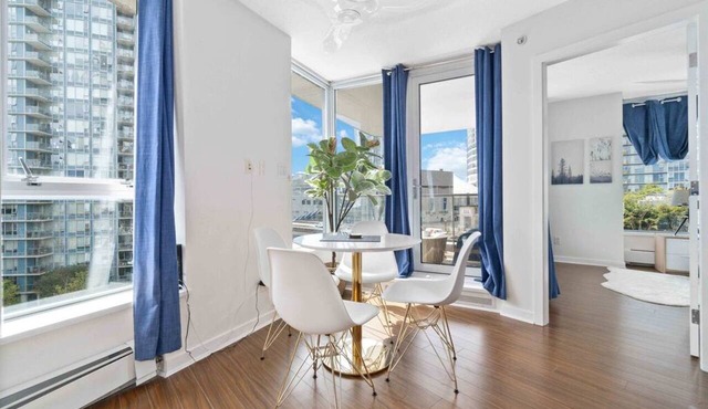 Bright 2BD Condo, Rogers Arena