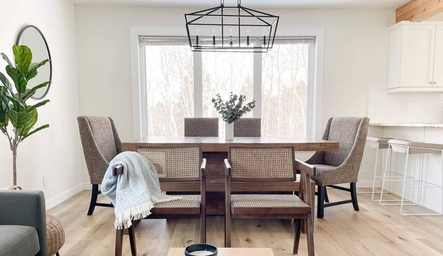 Bright and Airy Onanole Country House