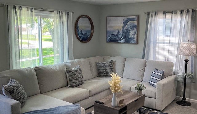 Captains Cove Lakeside Retreat