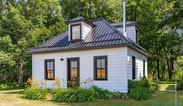 Carson's Creek - Serene Yard and Hot Tub