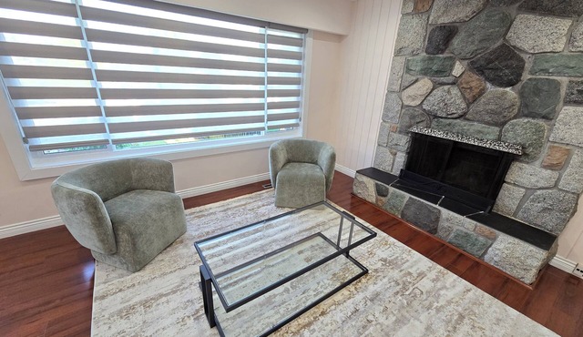 Central Lux Home w/AC/Commercial Areas/YVR/Family Friendly