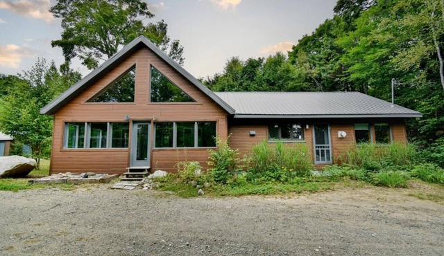 Chalet Familial Lumineux, Spacieux et Intime - Lac Émeraude