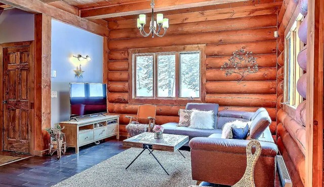 Chalet Indigo - Swiss chalet en bois rond