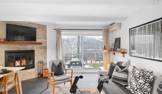 Charming Condo with Views of Mont-Tremblant