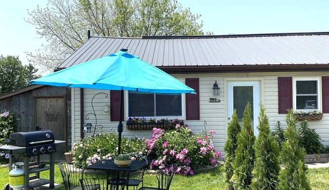 Charming quiet country retreat