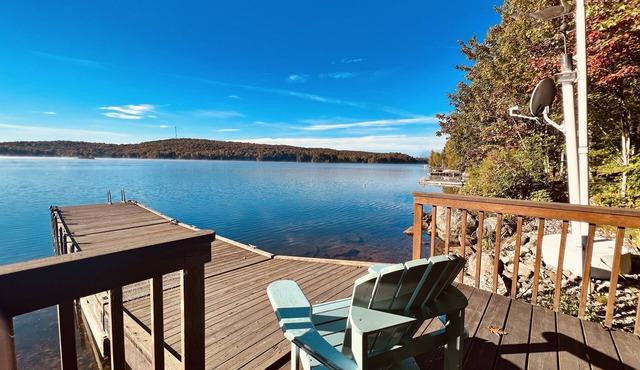 Cheerful 4 Bedroom Lakefront Cottage+Guest House Near Algonquin Park