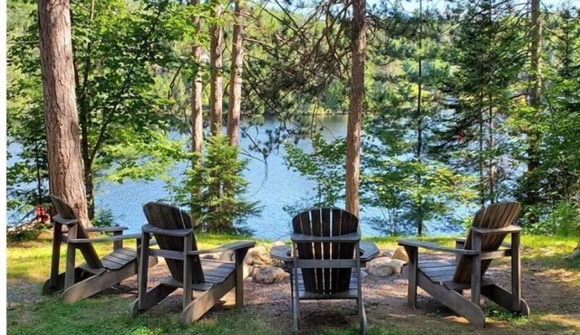 Cherish Lakeside Moments: Create Memories in Paradise