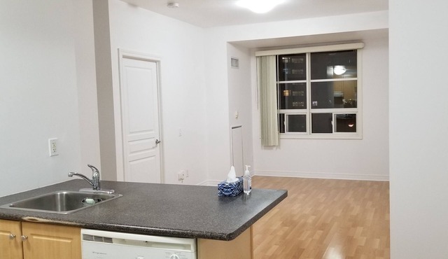 Clean, quiet uptown boutique condo building! Low-rise, uncrowded & convenient