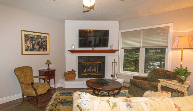 Collingwood Seasonal Rental - Beside Georgian Bay