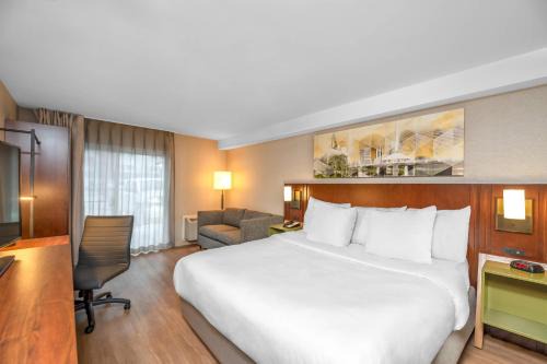 Comfort Inn South Shore