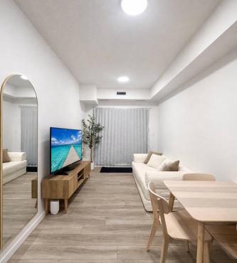 Condo w 2 Beds 13 Mins from West Edmonton Mall