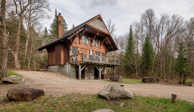 Cote Nord Tremblant Cozy 4 bedroom Log cabinnCITQ 234463