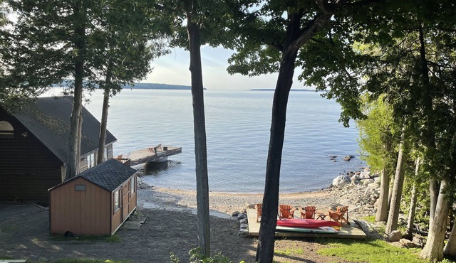 Cottage on the Lake
