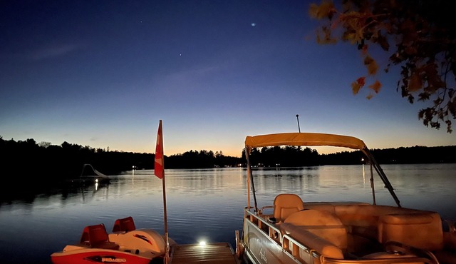 Cottage Rental 5 bedroom- Bancroft, Ontario, Canada.