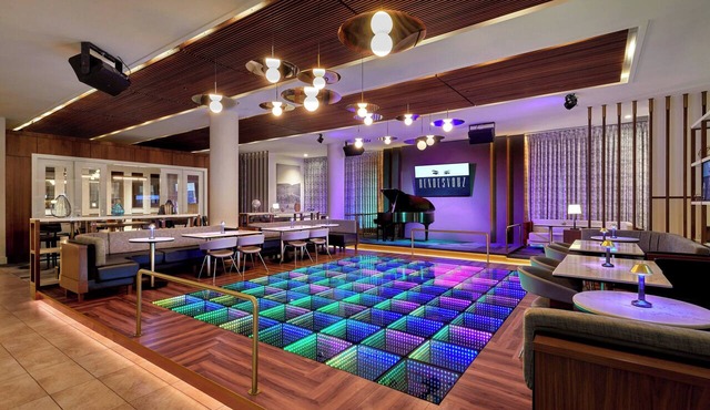 Courtyard by Marriott Calgary South