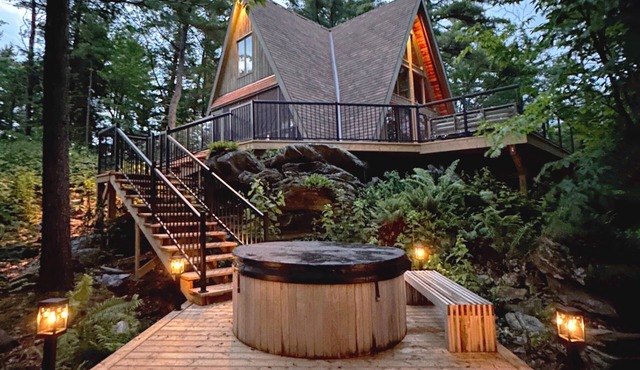 Cozy A-Frame on the bay