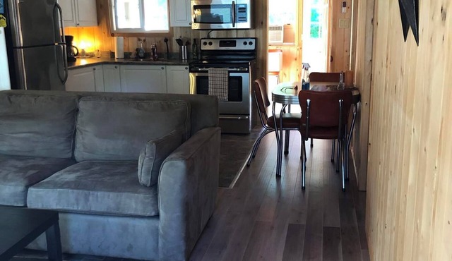 Cozy Cabin in Grand Beach.