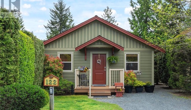 Cozy Cottage at Oceanside Village Parksville. Lic. #53483nPROPERTY NOW SOLD