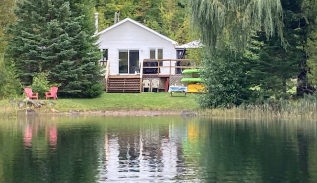 Cozy cottage on the water