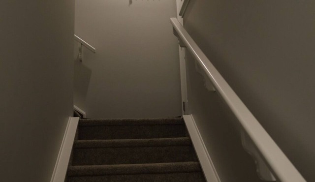 Cozy entire 2 bedroom apartment located in the heart of Mahogany. Pet friendly.
