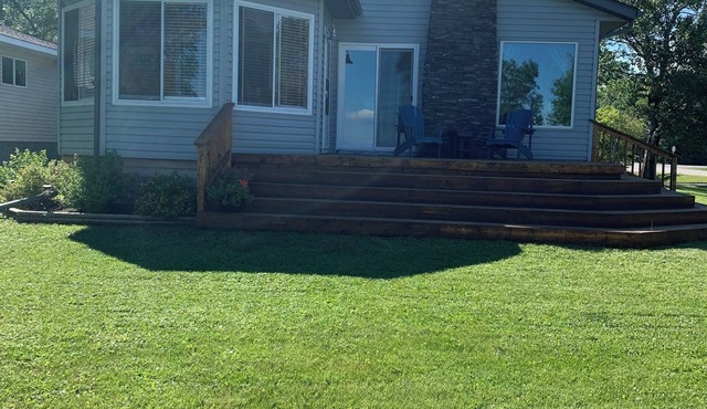 Cozy lakeview home on Lake Winnipeg-Pet friendly!