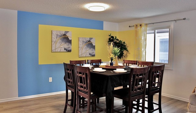 Cozy North End Barrie Home