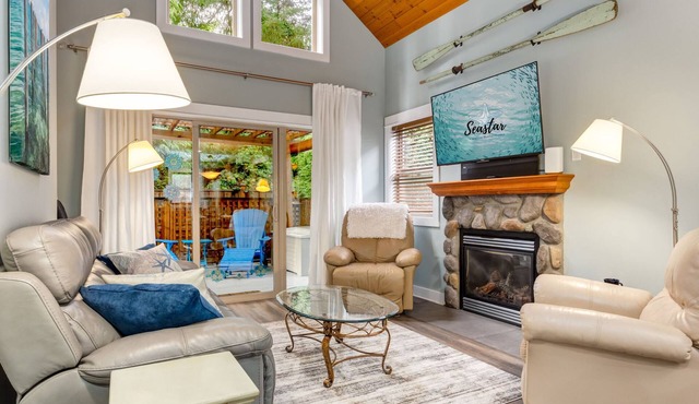 Cozy Parksville Retreat Near the Beach!