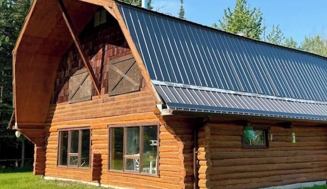 Cozy Rustic Cabin -spacious, golfing, fishing, hiking and ATV trails nearby.